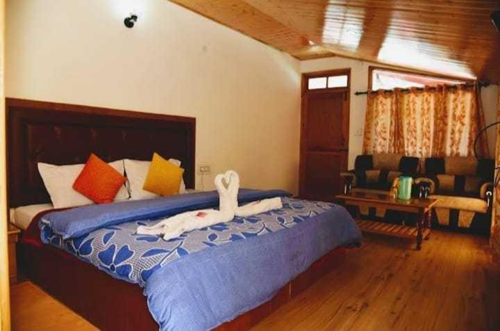 מלון מנאלי Himalayan Palace מראה חיצוני תמונה